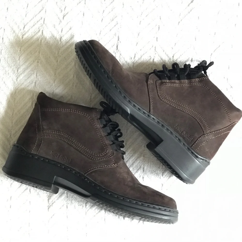 Josef Seibel Dark Brown Lace-Up Women’s Ankle Winter Boots